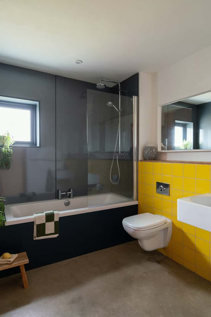 salle de bain grise et jaune salle de bain grise et jaune