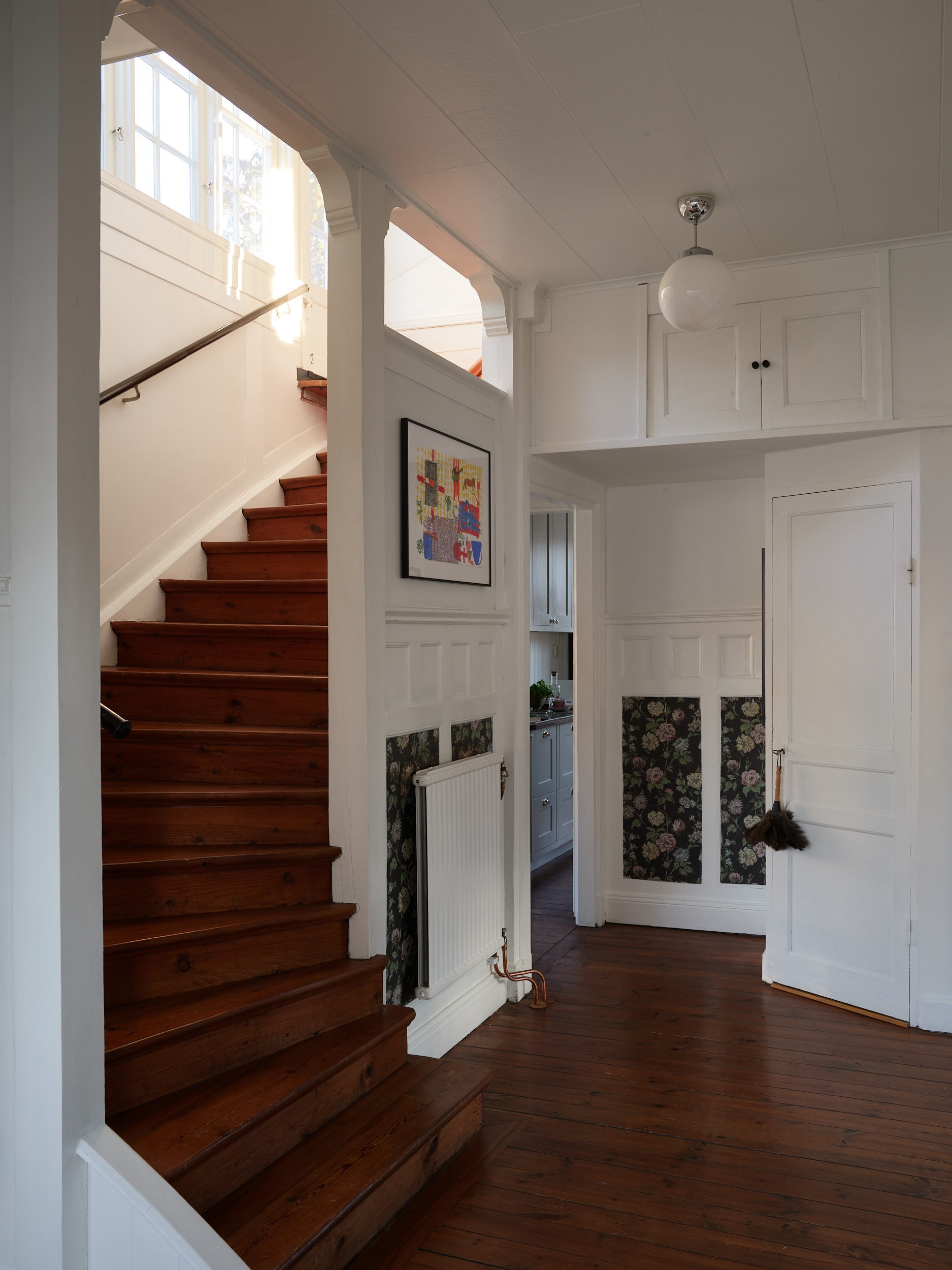 entrée avec escalier entrée avec escalier