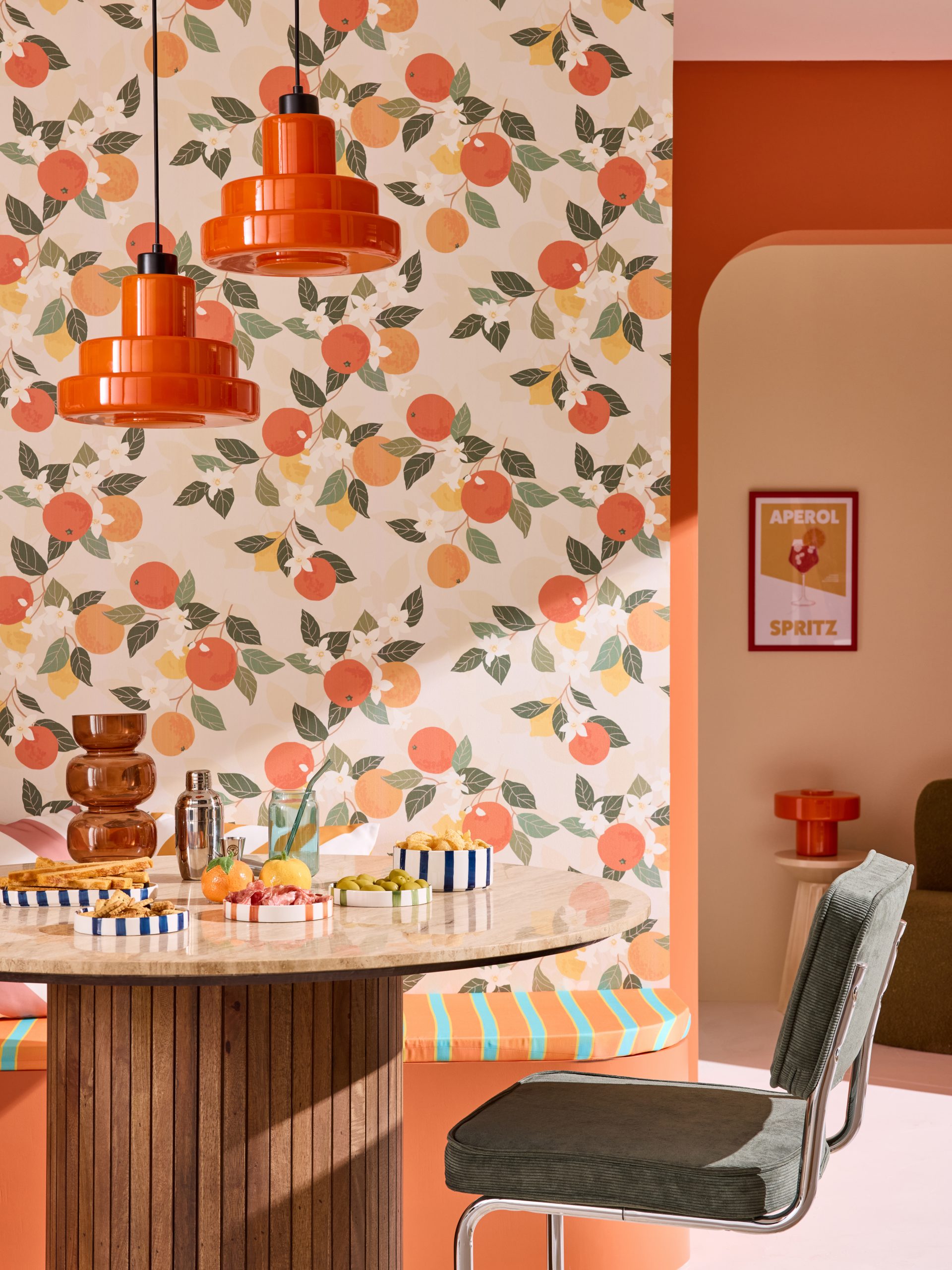 salle à manger décoration colorée La Dolce Vita style French Riviera par 4 Murs salle à manger décoration colorée La Dolce Vita style French Riviera par 4 Murs