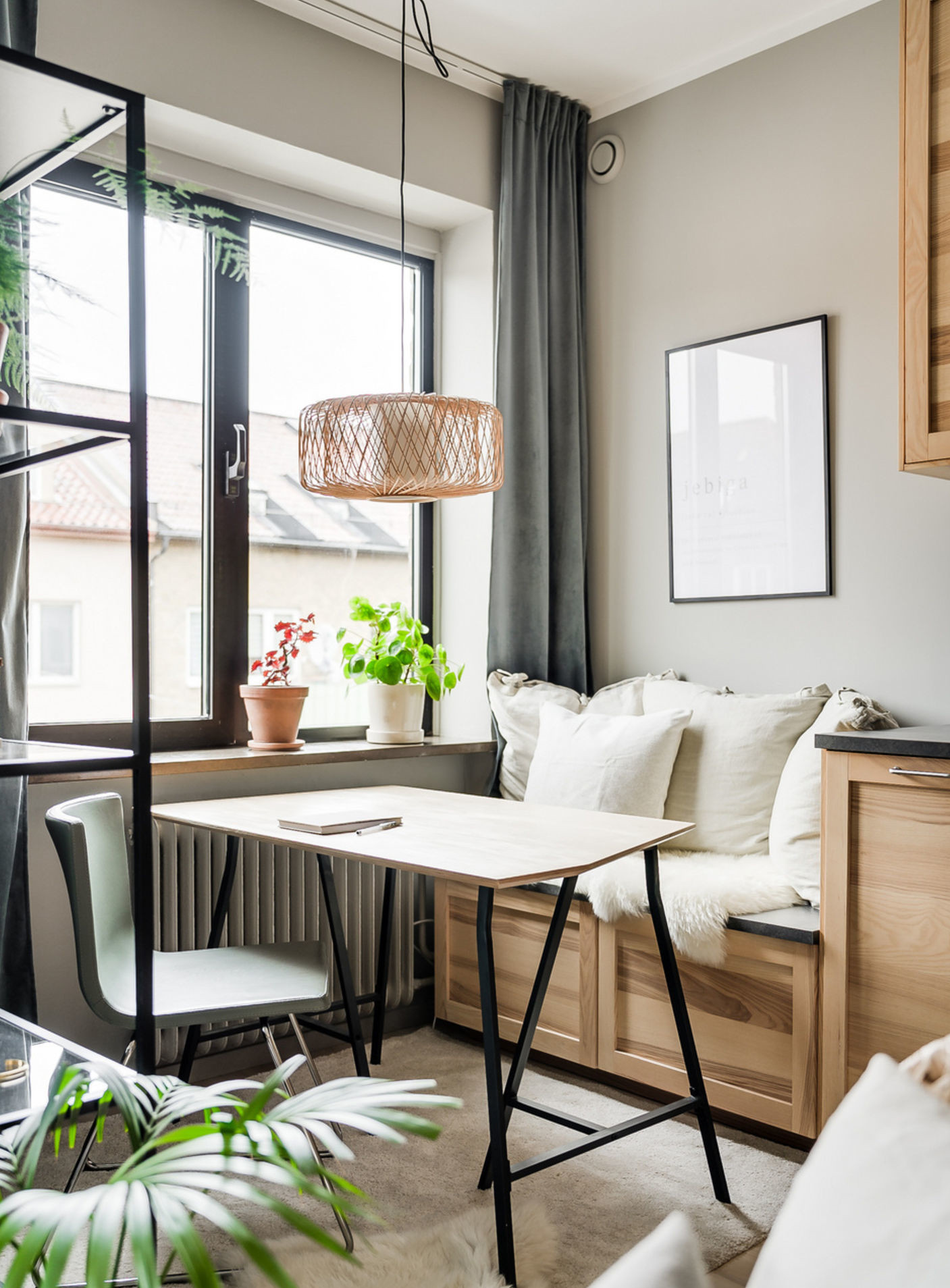 espace repas et cuisine bois studio 37m2 espace repas et cuisine bois studio 37m2