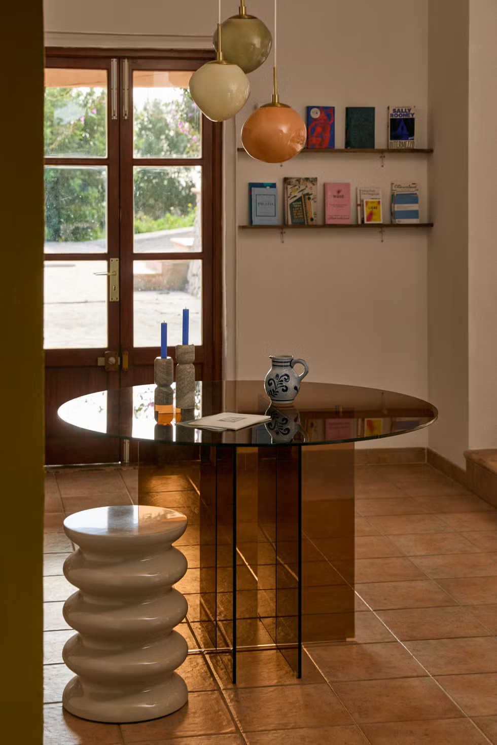 entrée table transparente ronde décoration par Westwing entrée table transparente ronde décoration par Westwing