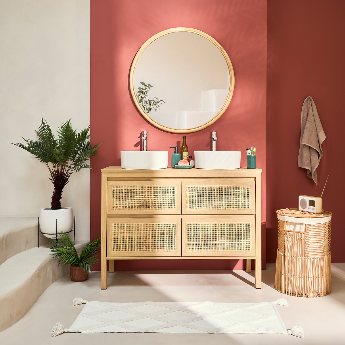salle de bain mur corail