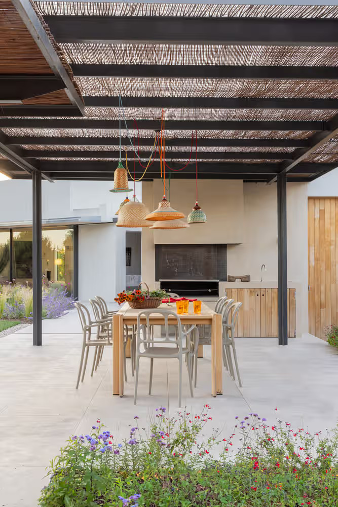 terrasse avec pergola acier par studio ÁBATON terrasse avec pergola acier par studio ÁBATON