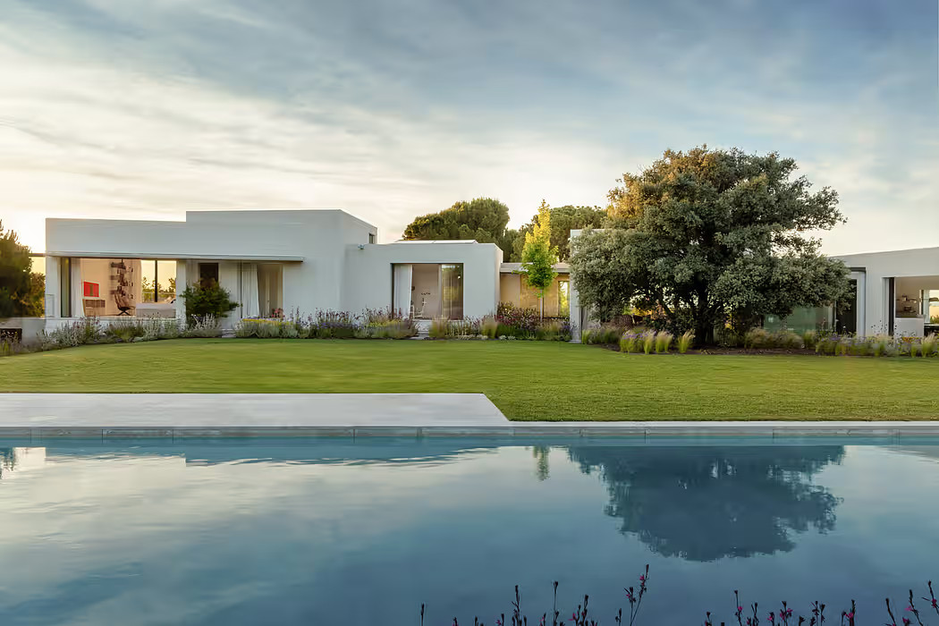 jardin avec piscine maison par studio ÁBATON jardin avec piscine maison par studio ÁBATON