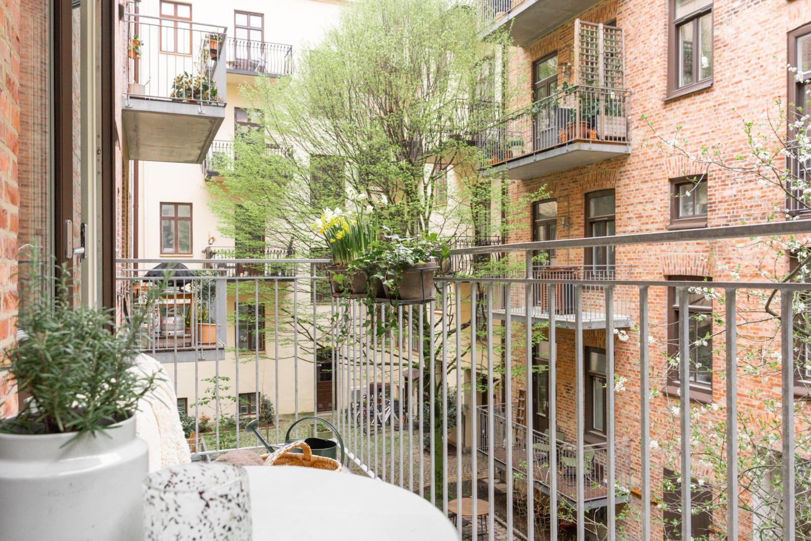balcon sur cour