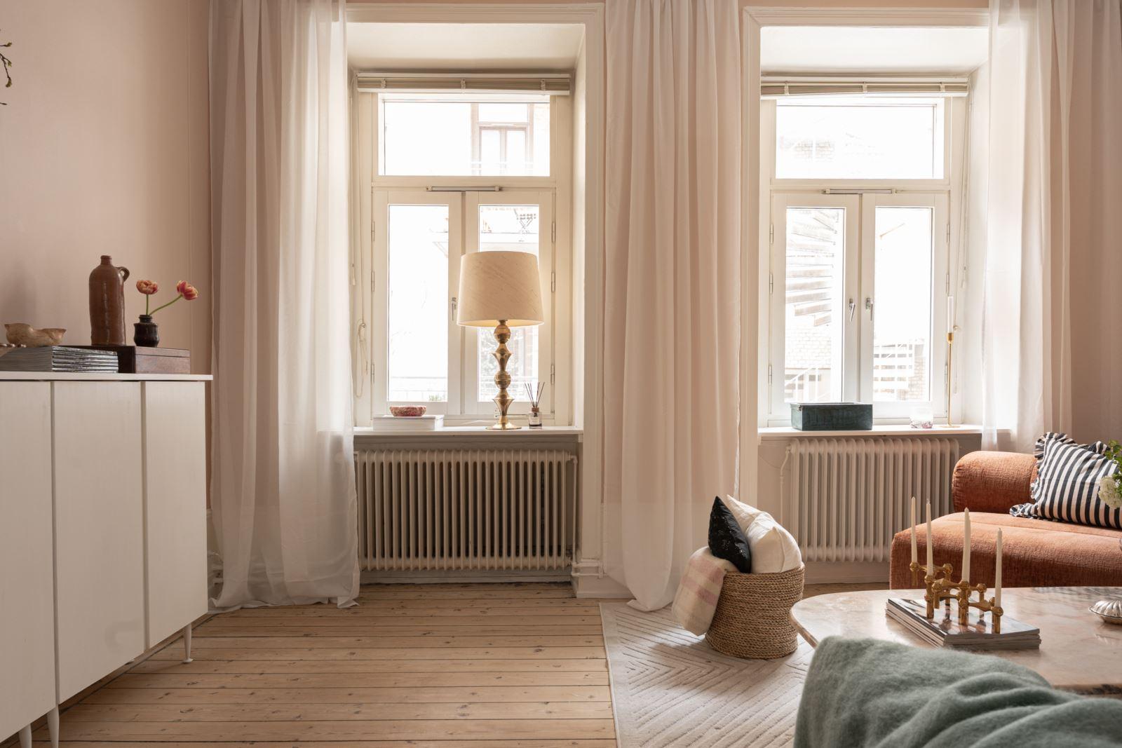 salon mur terracotta appartement 43m2
