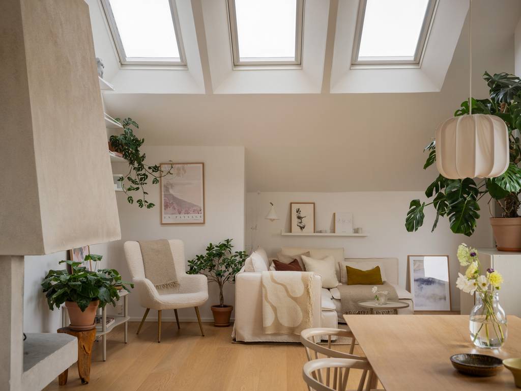 salon double hauteur avec cheminée et velux décoration scandinave appartement 54m2 salon double hauteur avec cheminée et velux décoration scandinave appartement 54m2