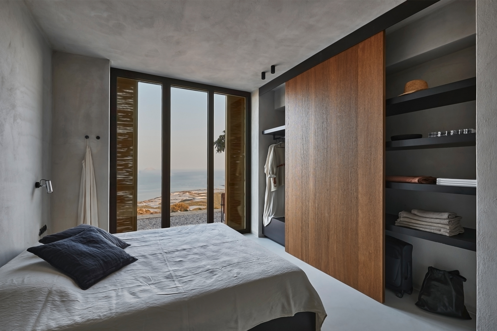 chambre murs gris Metochi Lodge chambre murs gris Metochi Lodge