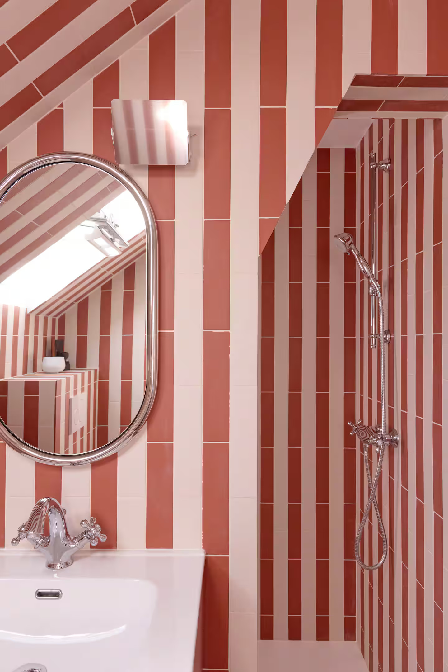 salle de bain contemporaine terracotta Maison Crèvecœur décoration vintage