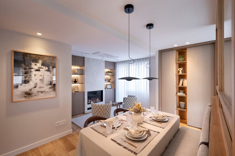 salon avec cheminée et salle à manger avec verrière bois décoration contemporaine salon avec cheminée et salle à manger avec verrière bois décoration contemporaine