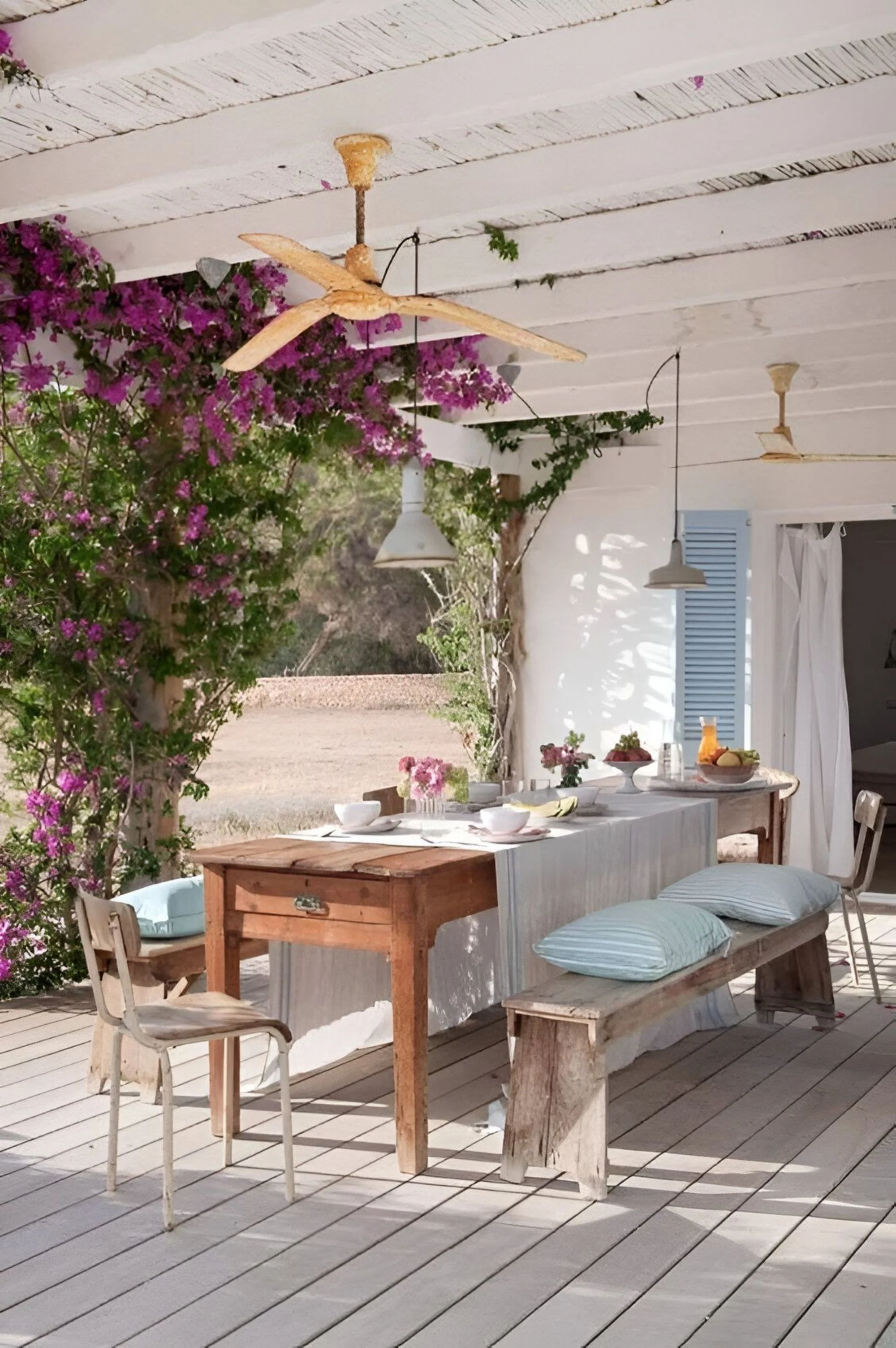 terrrasse abritée maison Formentera décoration méditerranèenne terrrasse abritée maison Formentera décoration méditerranèenne