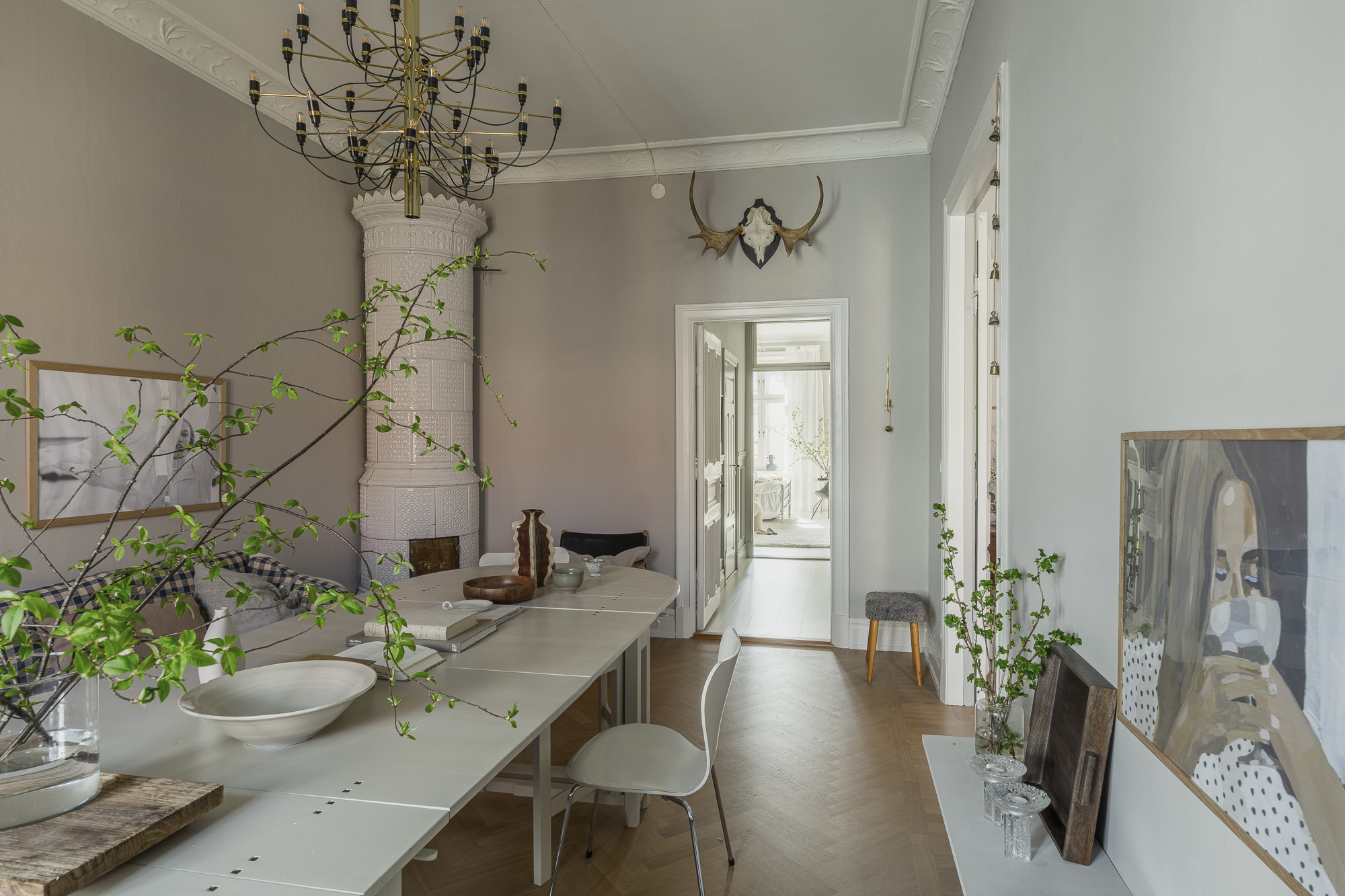 salle à manger trois-pièces 106m2 salle à manger trois-pièces 106m2