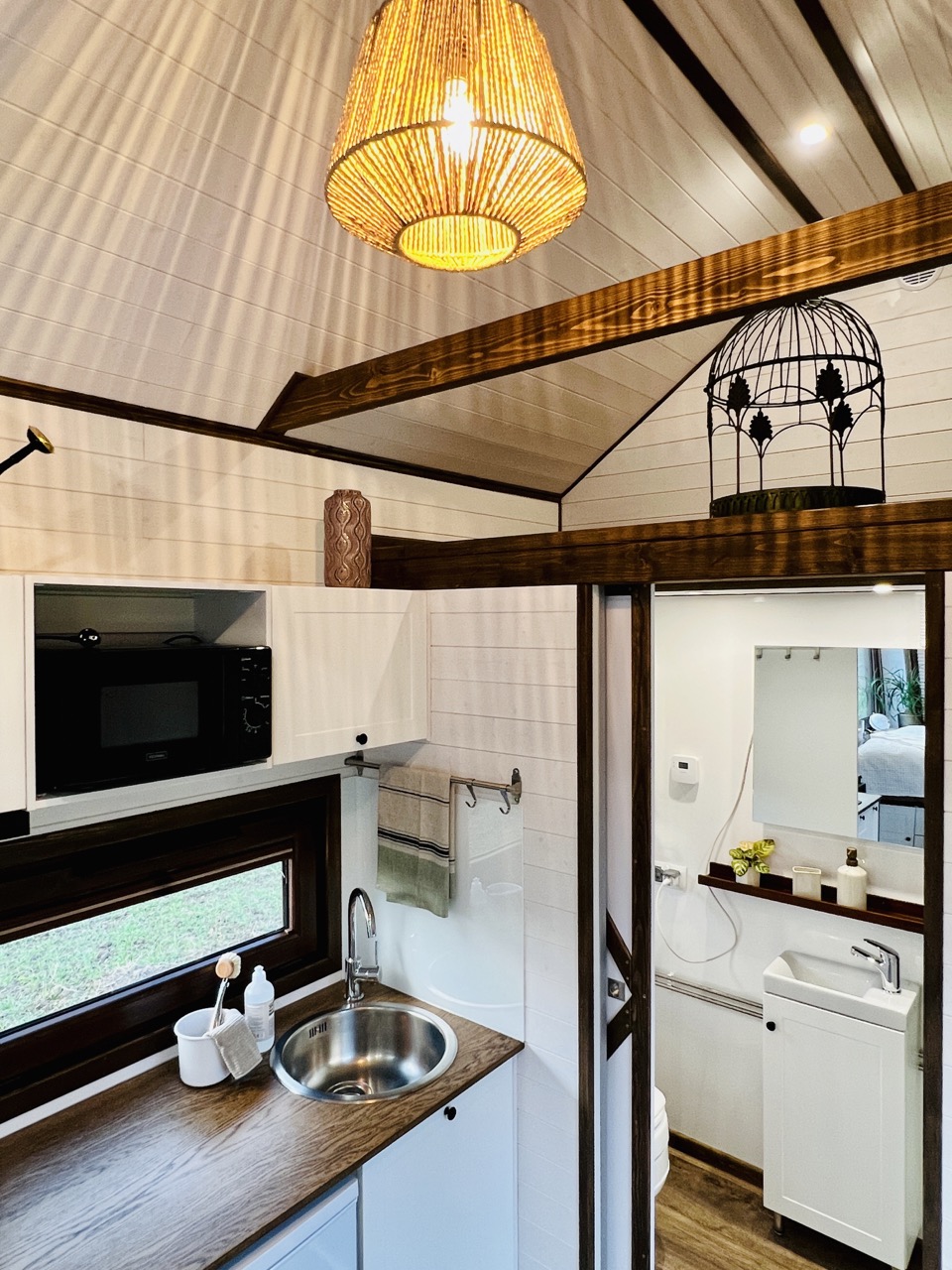 intérieur mini maison mobile Sofia par Vagabond Haven