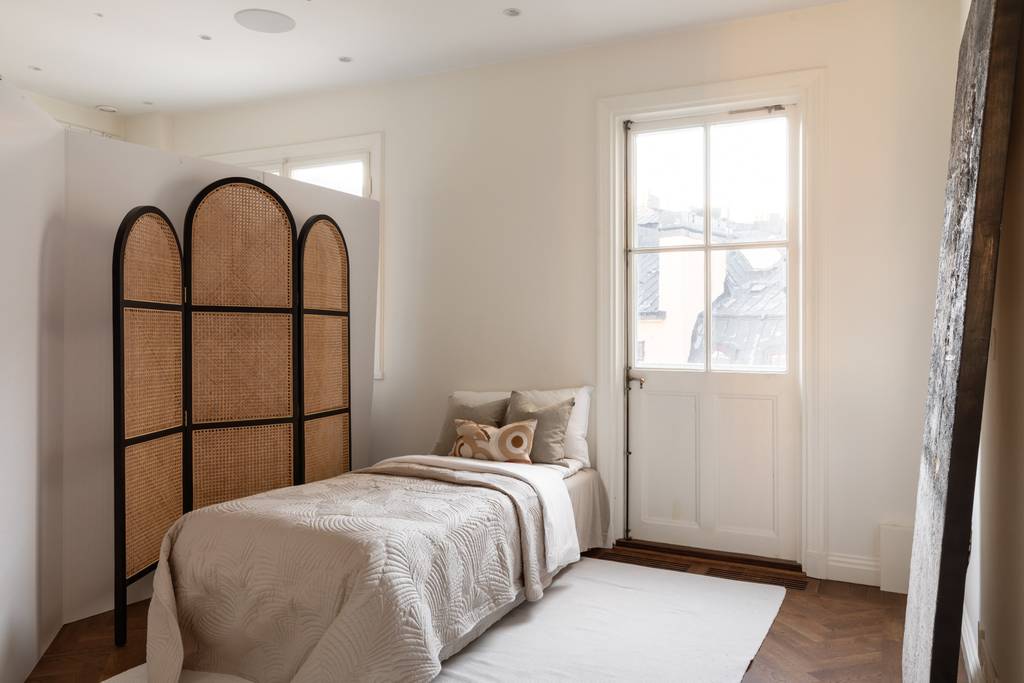 chambre avec paravent décoration contemporaine