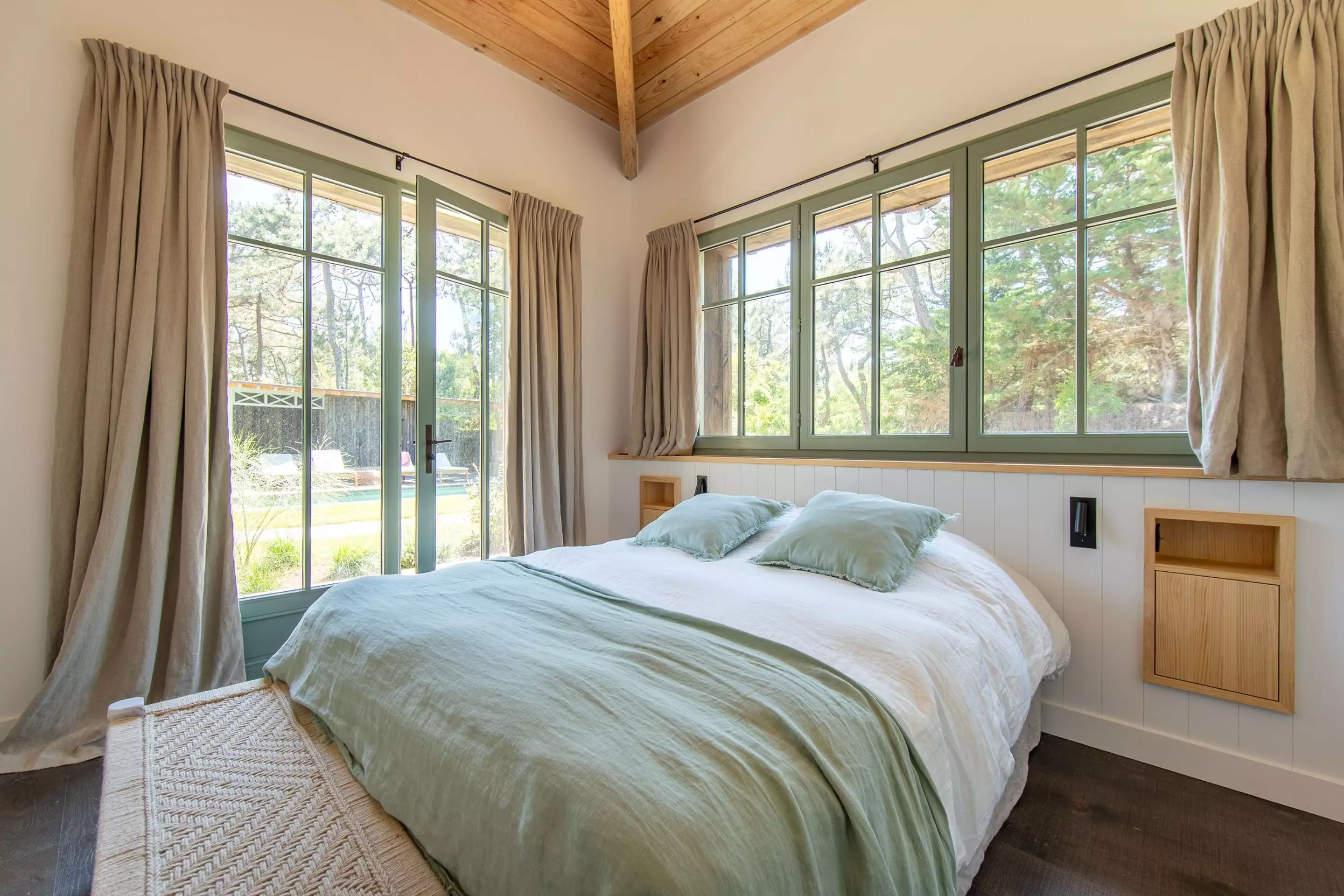 chambre décoration naturelle et verte maison en bois Cap Ferret Villa Pinède Le Collectionist chambre décoration naturelle et verte maison en bois Cap Ferret Villa Pinède Le Collectionist