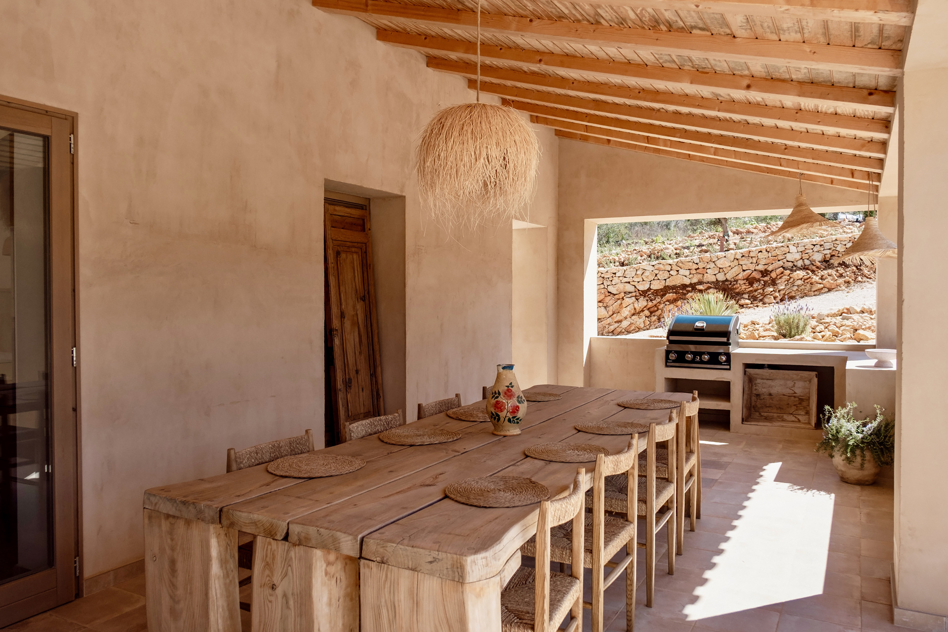 terrasse finca écologique avec piscine Costa Blanca The Yumi House
