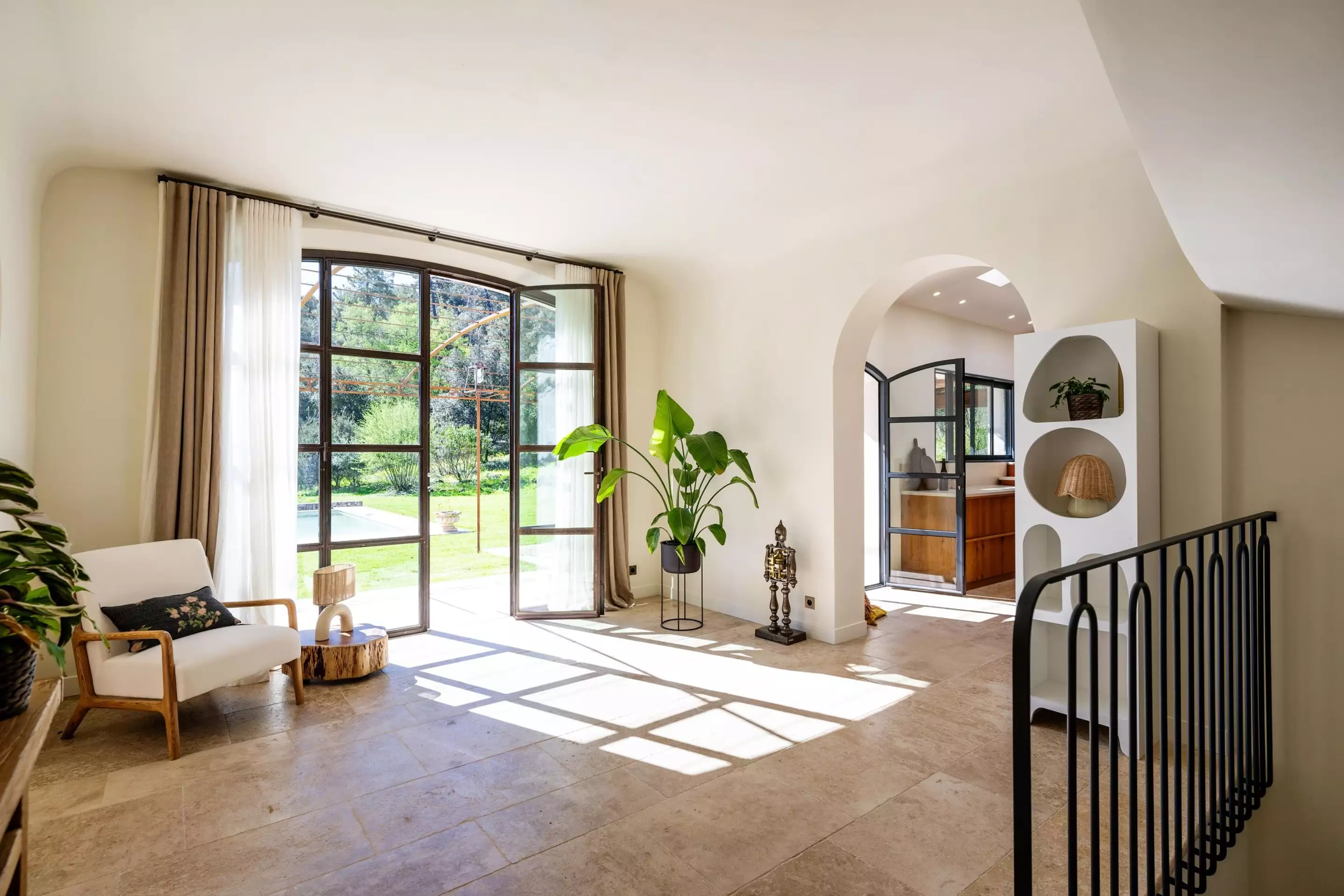 entrée décoration contemporaine maison Provence