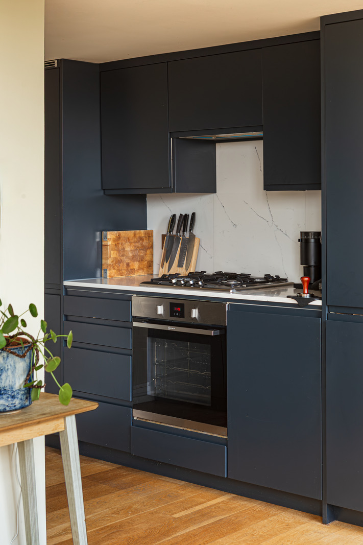 cuisine bleu marine duplex 84m2 Londres cuisine bleu marine duplex 84m2 Londres