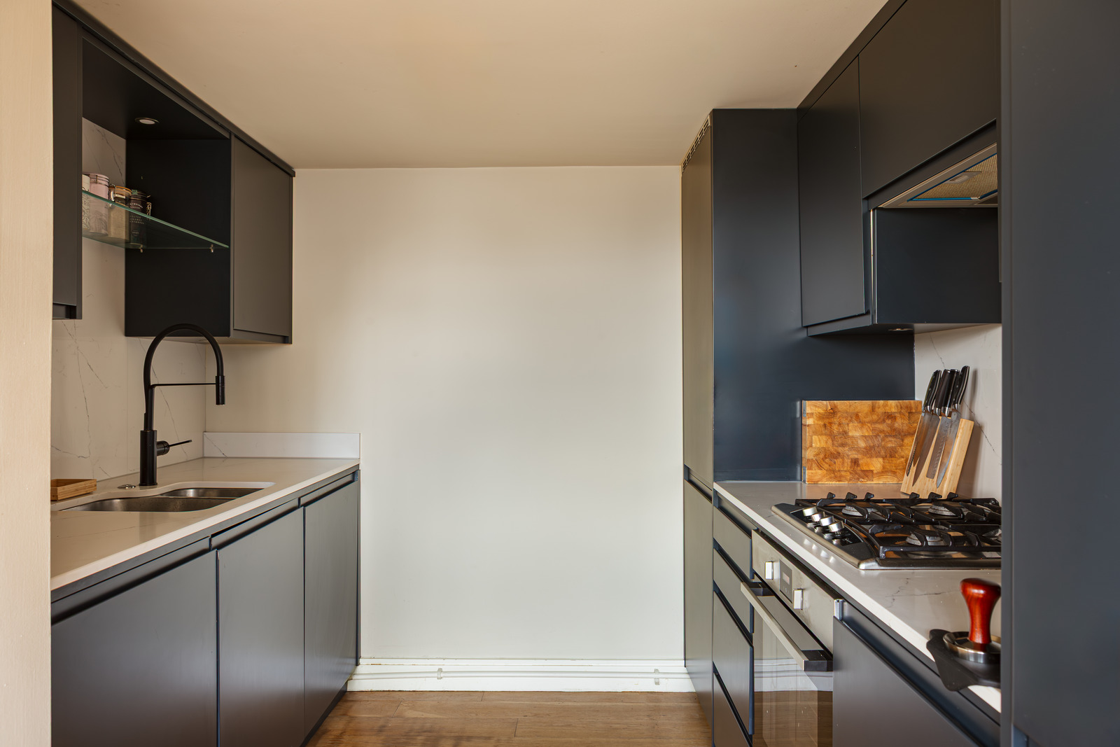 cuisine bleu marine duplex 84m2 Londres cuisine bleu marine duplex 84m2 Londres
