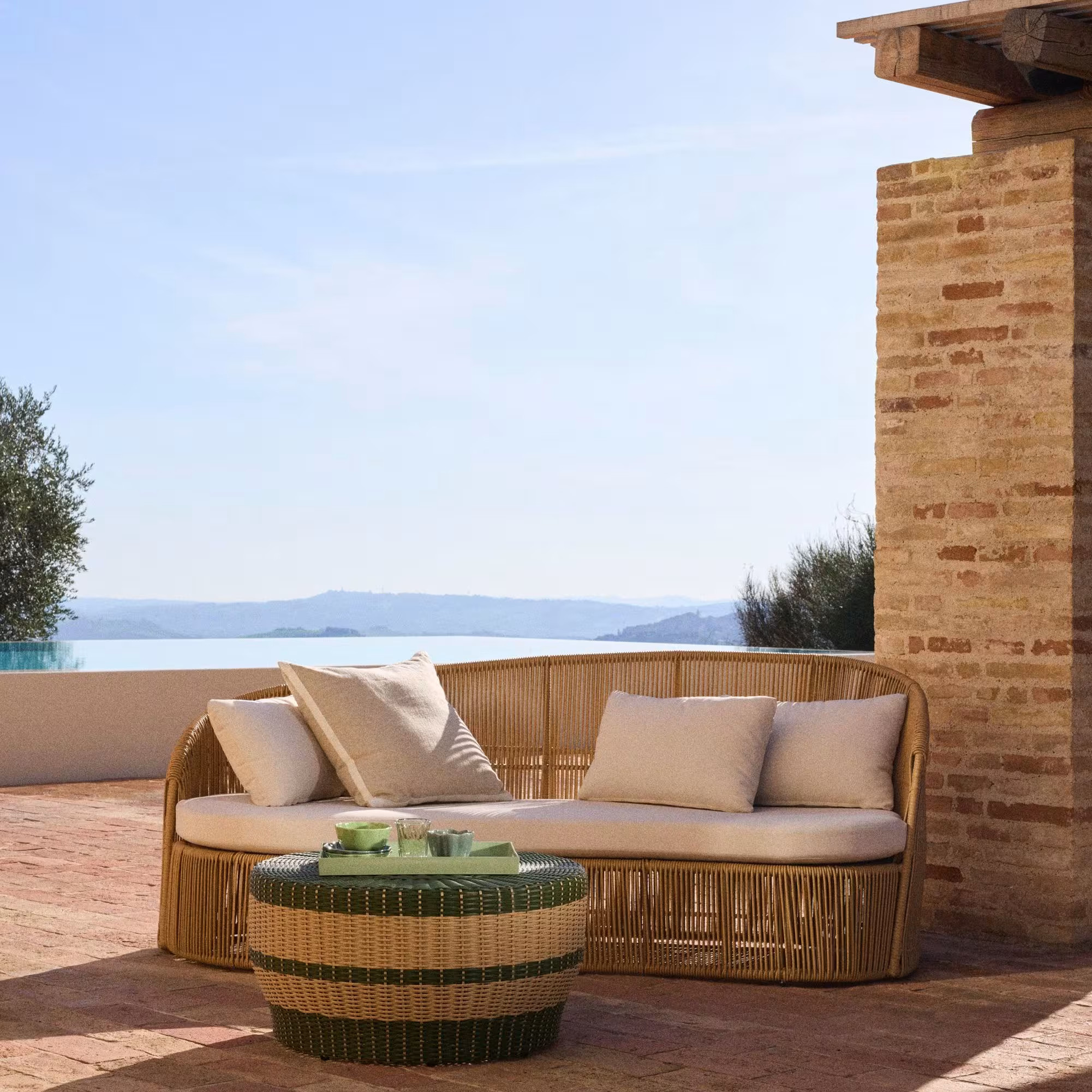 canapé rotin Maisons du Monde collection French Riviera canapé rotin Maisons du Monde collection French Riviera