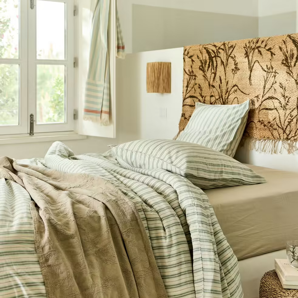 chambre décoration naturelle et artisanale nouvelle collection Alinea Comporta chambre décoration naturelle et artisanale nouvelle collection Alinea Comporta