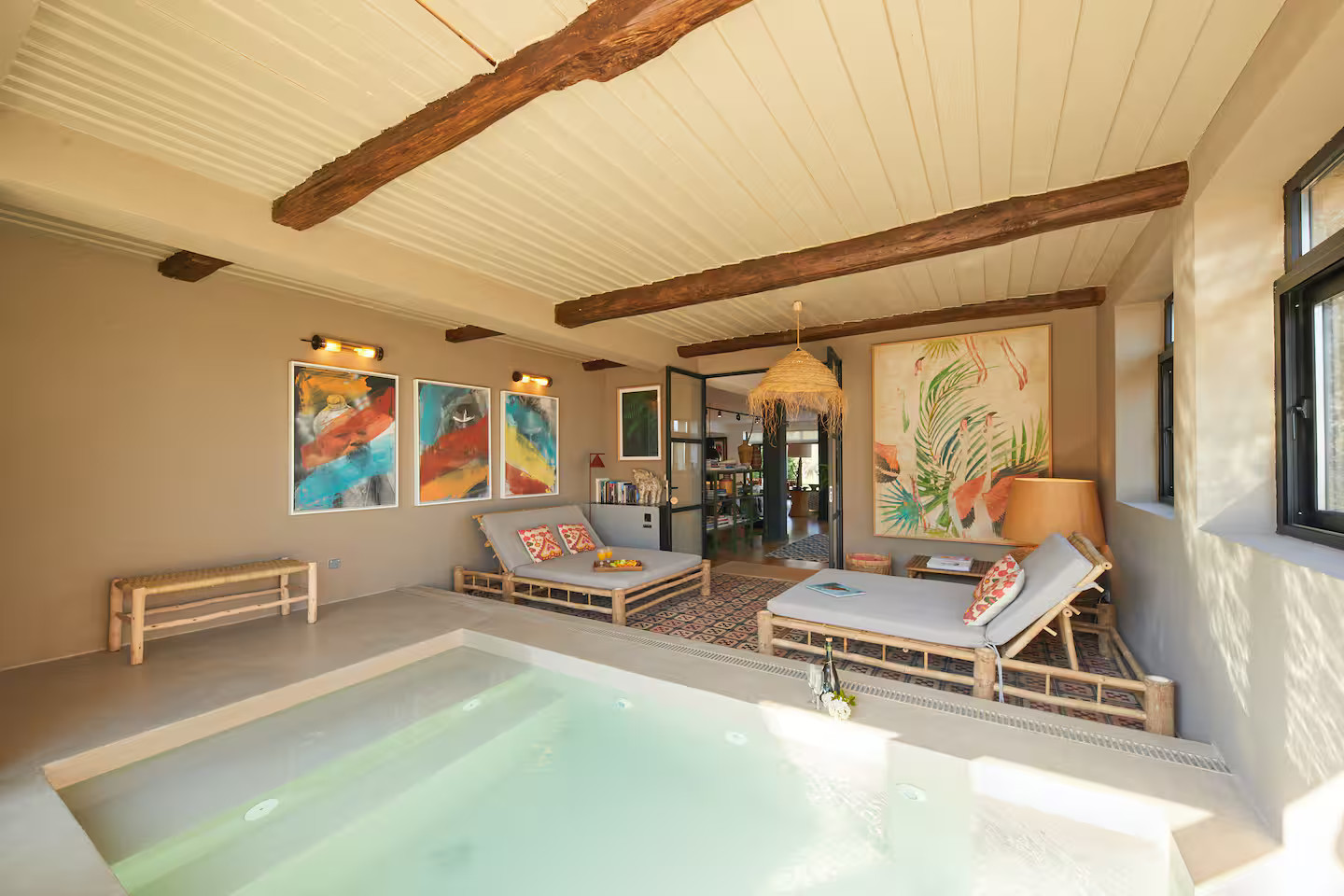 piscine intérieure