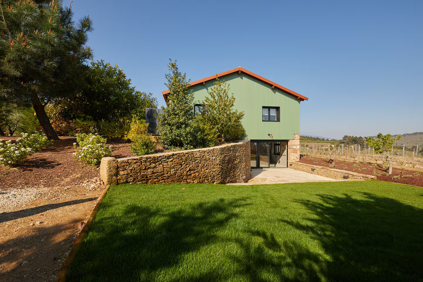 ancienne ferme au Portugal rénovée et agrandie