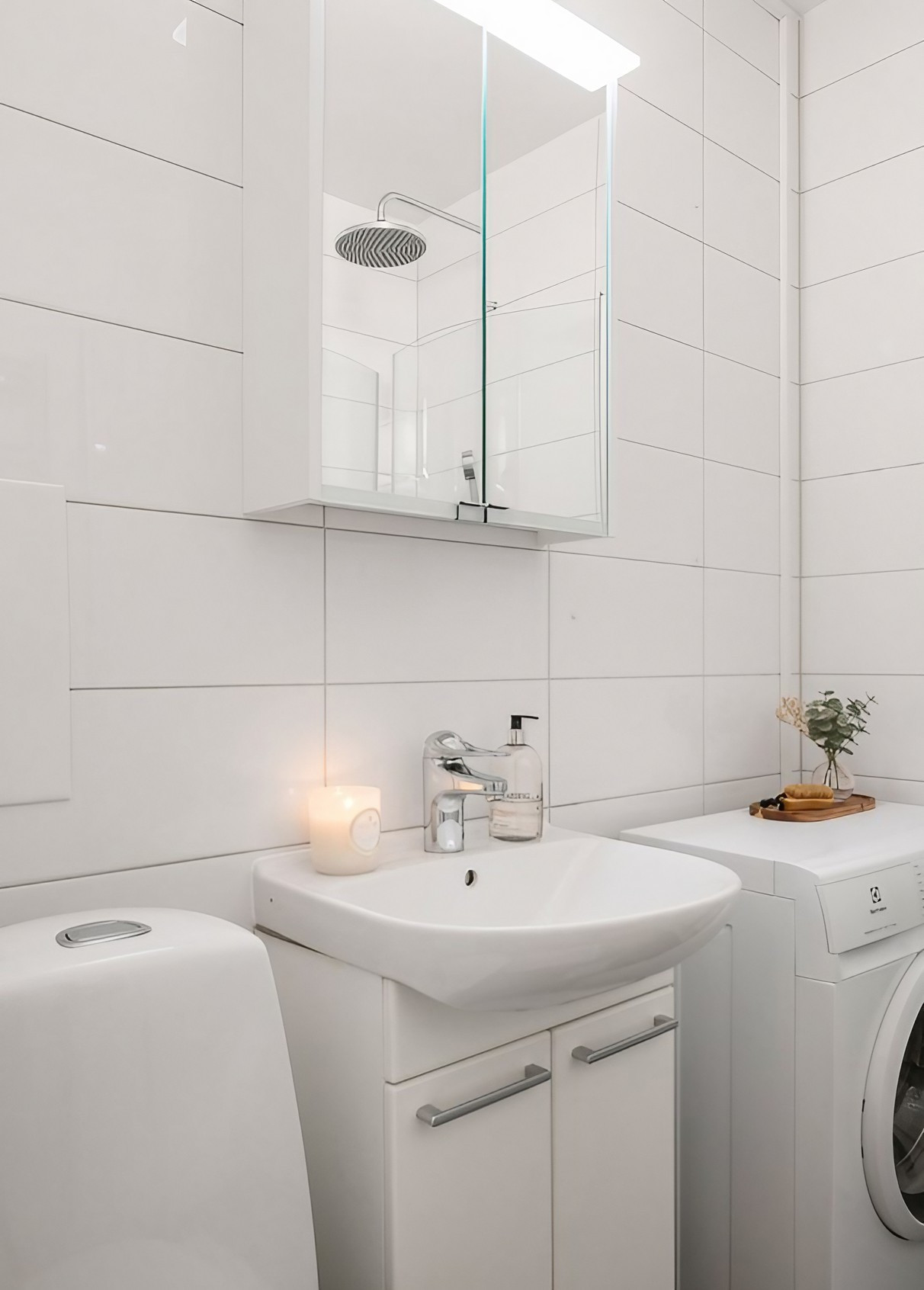 salle de bain blanche