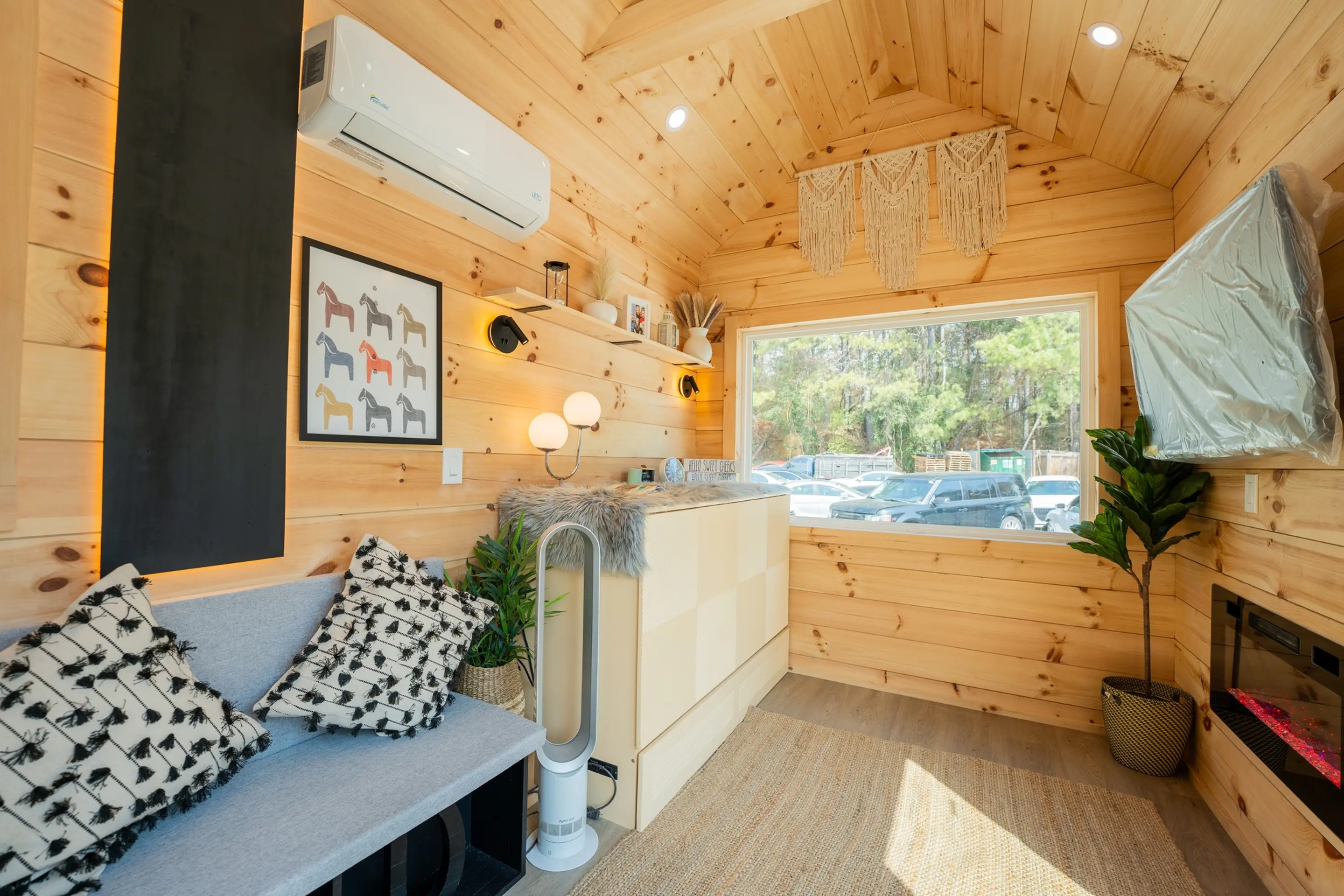 intérieur The Kemi Dragon Tiny Homes tiny house de 15m2 inspirée intérieur The Kemi Dragon Tiny Homes tiny house de 15m2 inspirée