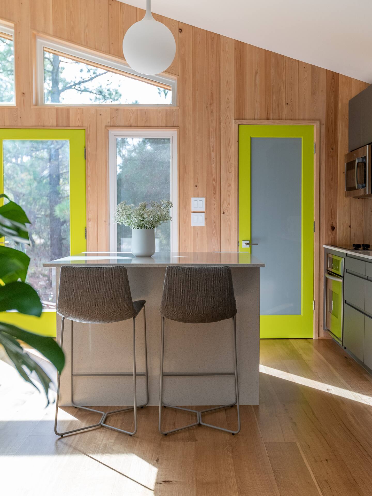 cuisine petite maison 60m2 en bois Wedge House cuisine petite maison 60m2 en bois Wedge House