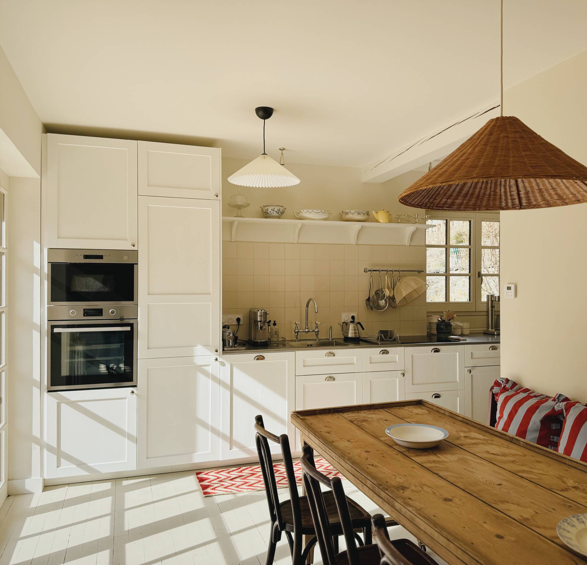 cuisine et salle à manger décoration rustique chic Le Cottage du Lignon cuisine et salle à manger décoration rustique chic Le Cottage du Lignon