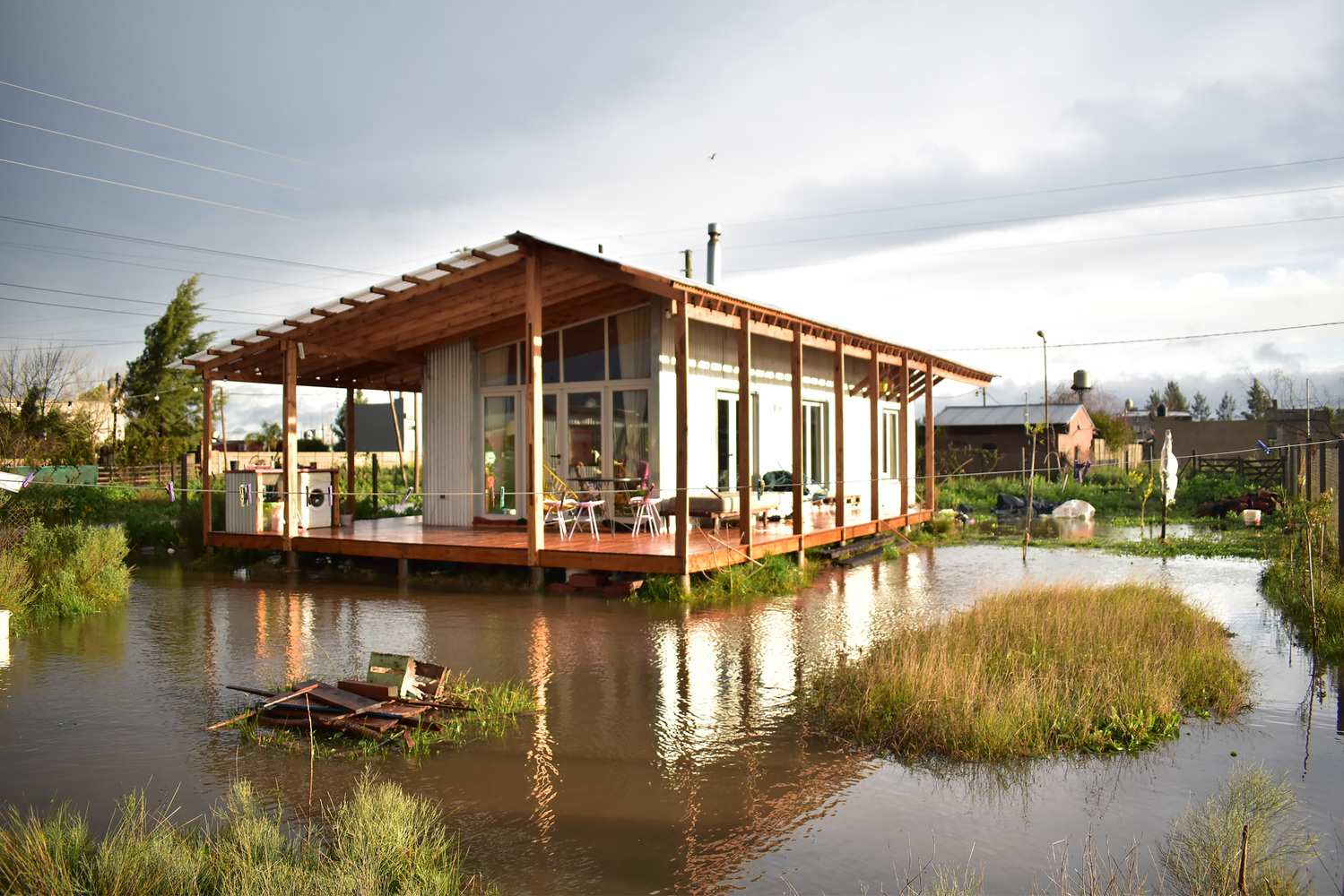 maison en bois et tôle maison en bois et tôle