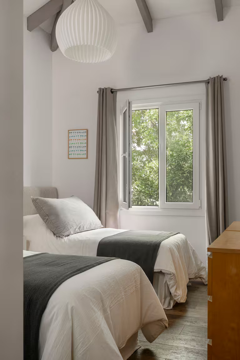 chambre à deux lits chambre à deux lits