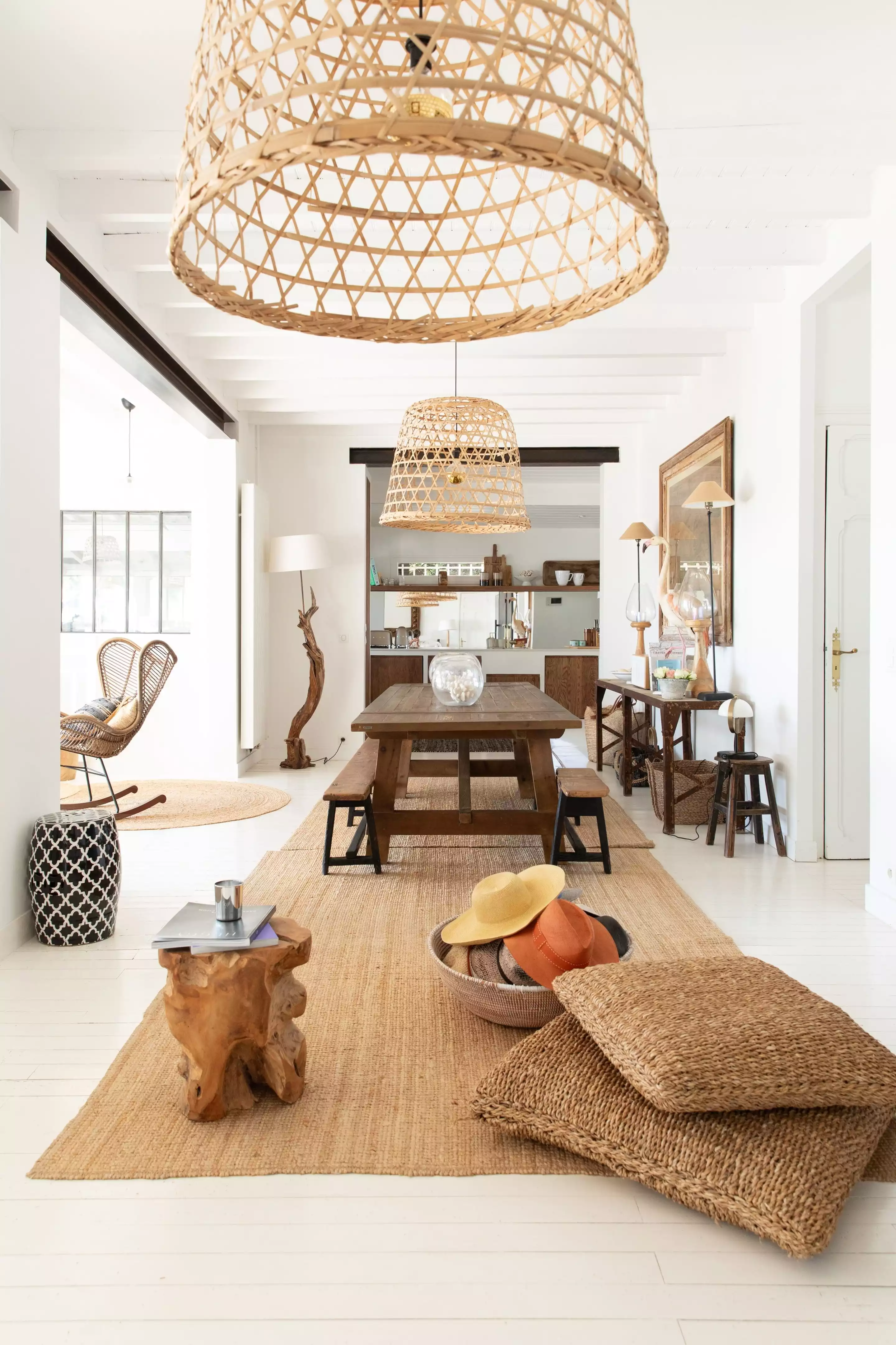 salle à manger décoration naturelle maison Cap Ferret avec piscine villa Biancasa