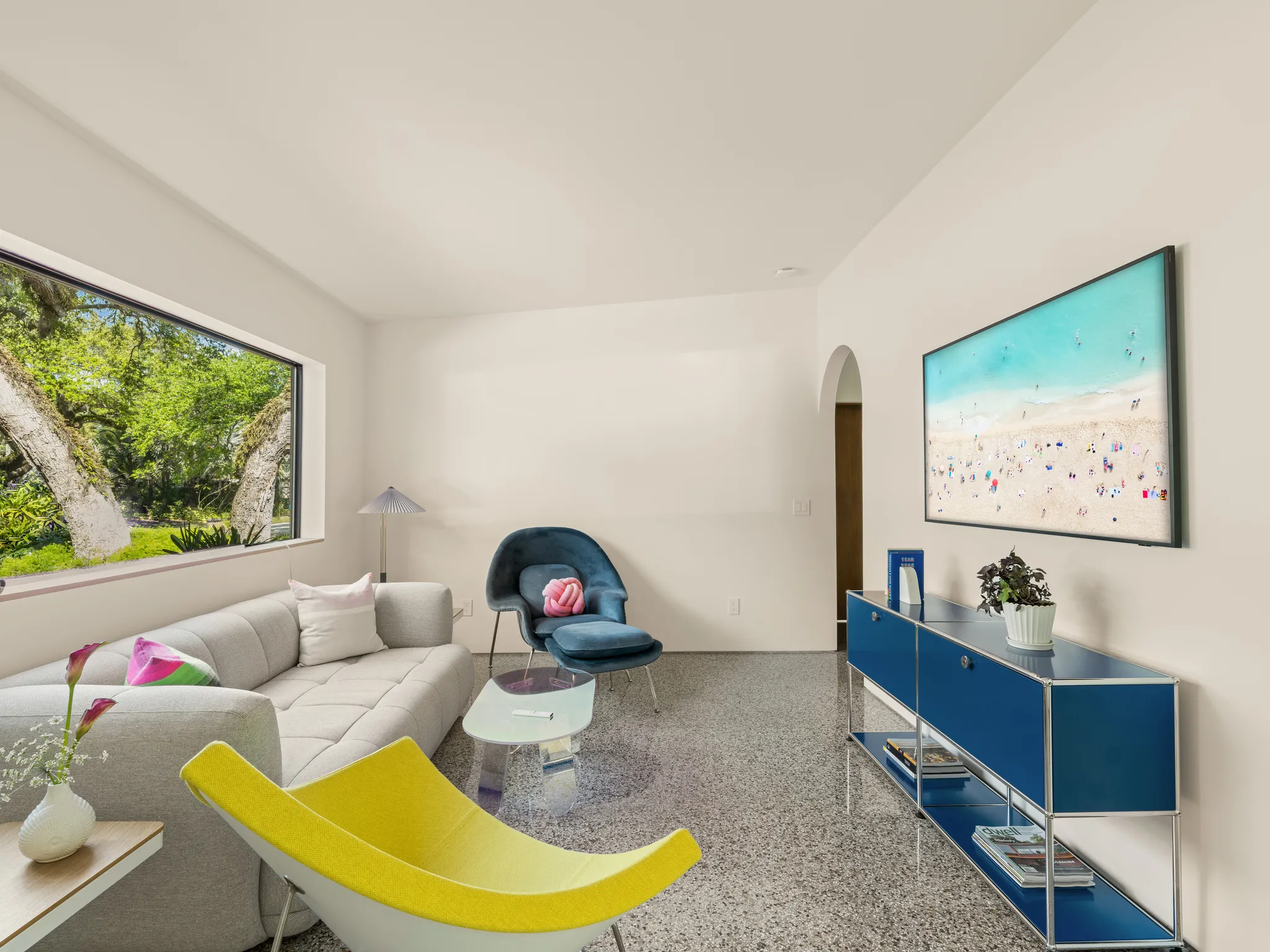 salon sol terrazzo maison de plage Casa Tropicale Vero Beach Floride salon sol terrazzo maison de plage Casa Tropicale Vero Beach Floride
