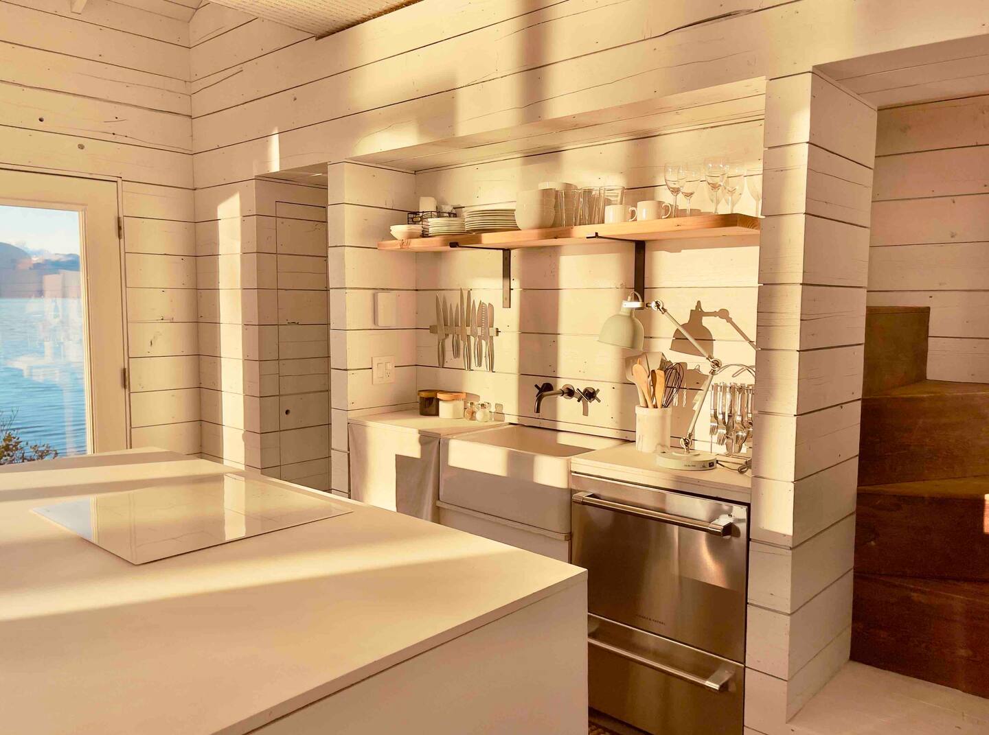 cuisine mur bardés bois blanc House On the Sand