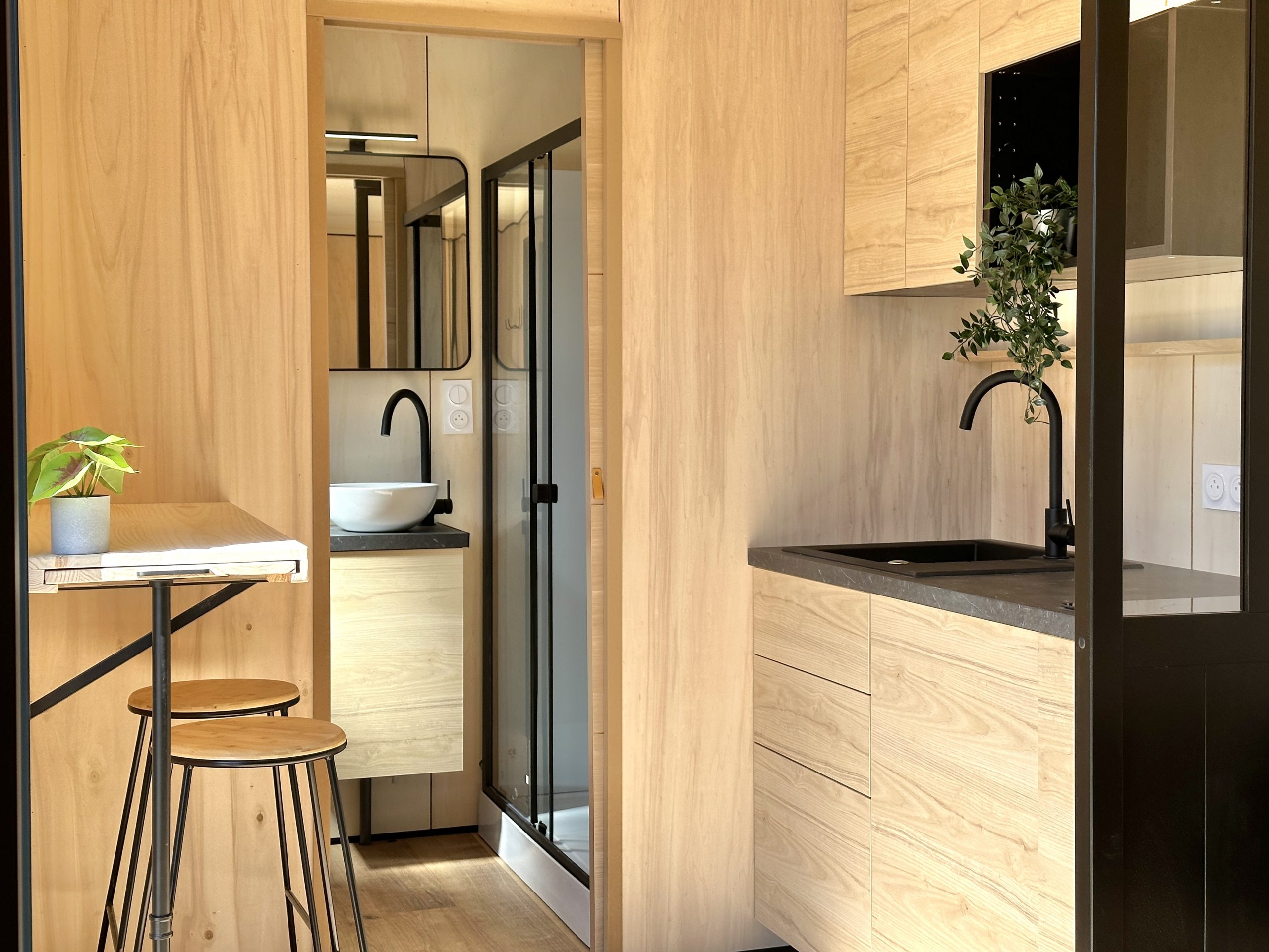 intérieur bois maison container française Dune loft intérieur bois maison container française Dune loft