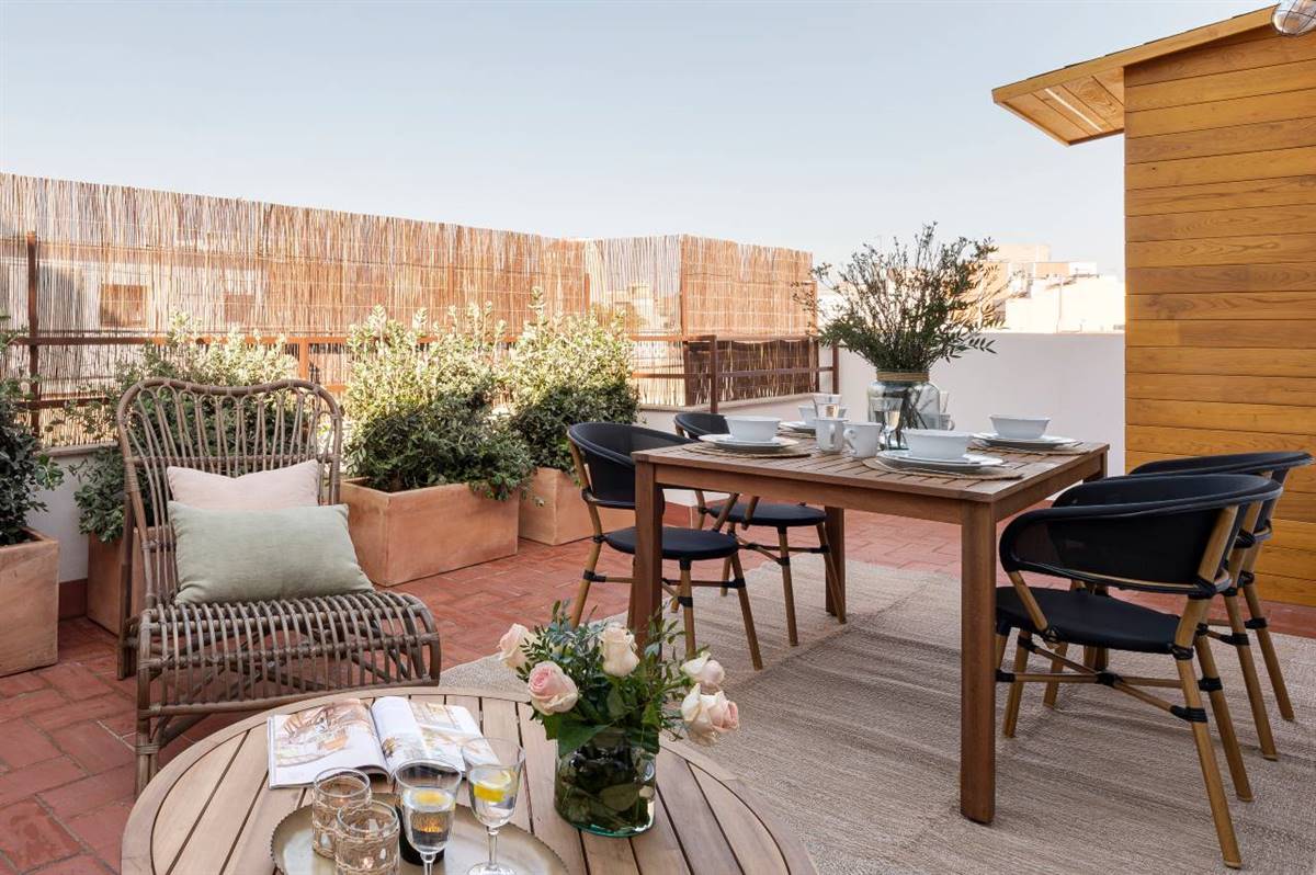 terrasse avec brise-vue en canisses terrasse avec brise-vue en canisses