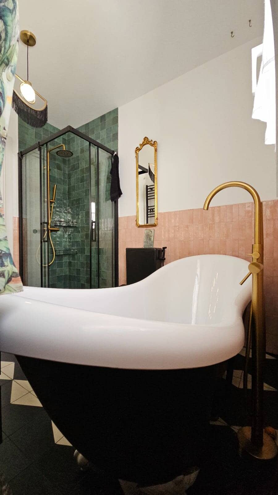 salle de bain glamour et vintage décoration colorée salle de bain glamour et vintage décoration colorée