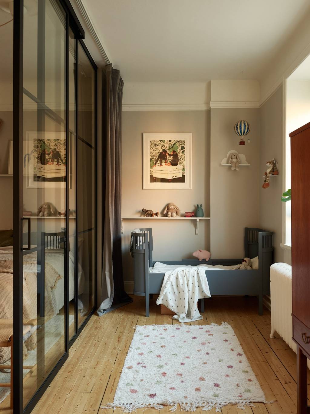 chambre enfant avec verrière murs beiges chambre enfant avec verrière murs beiges