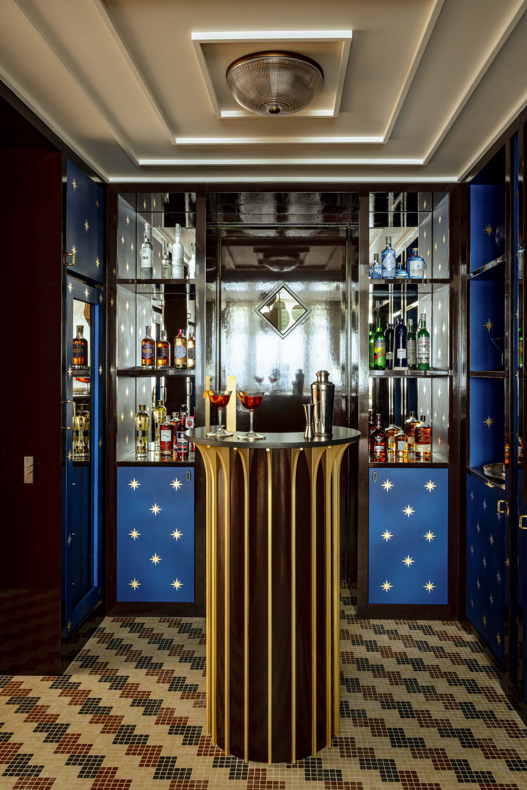 bar style classique chic par Iconic House bar style classique chic par Iconic House