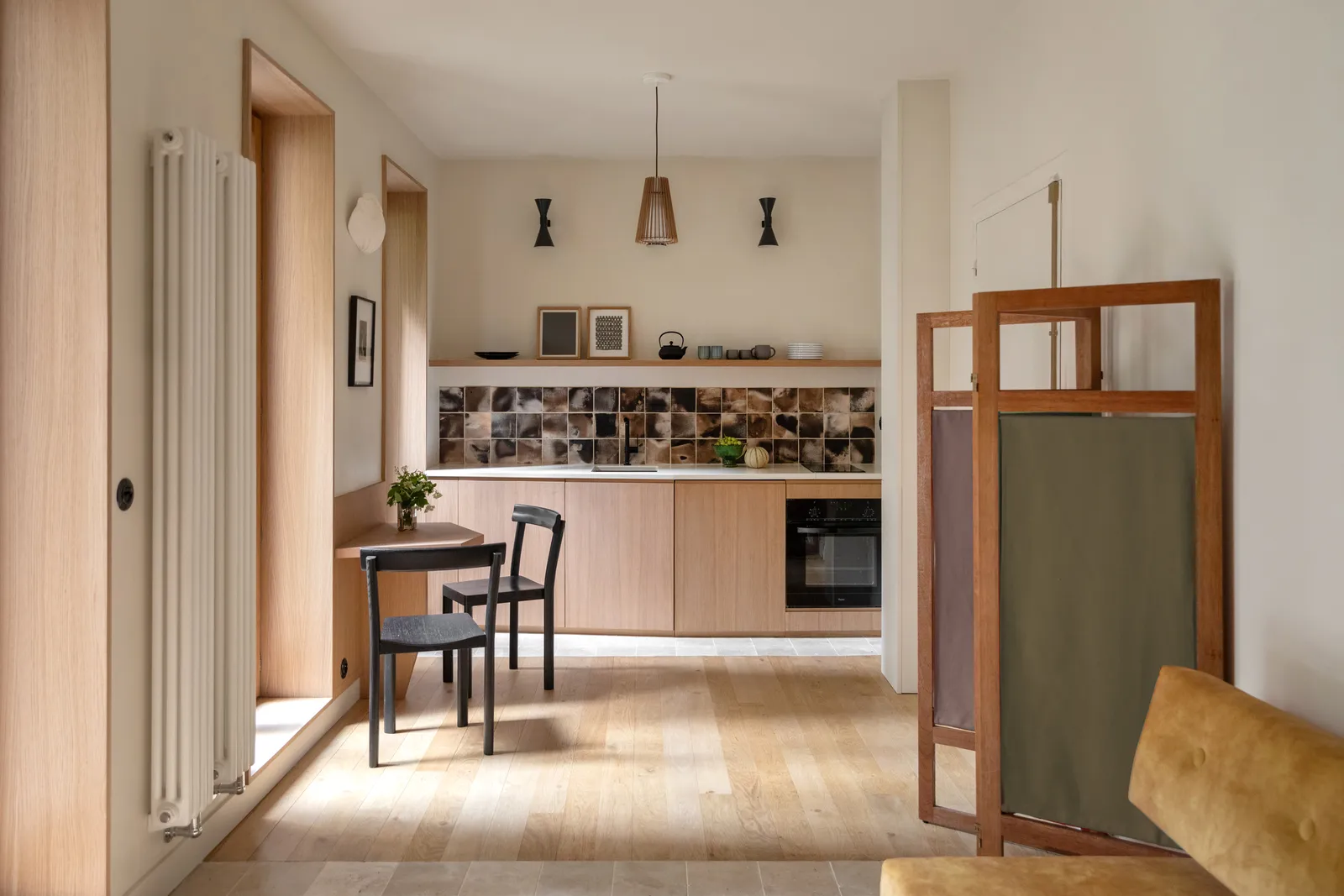 salon et cuisine décoration contemporaine style Japandi
