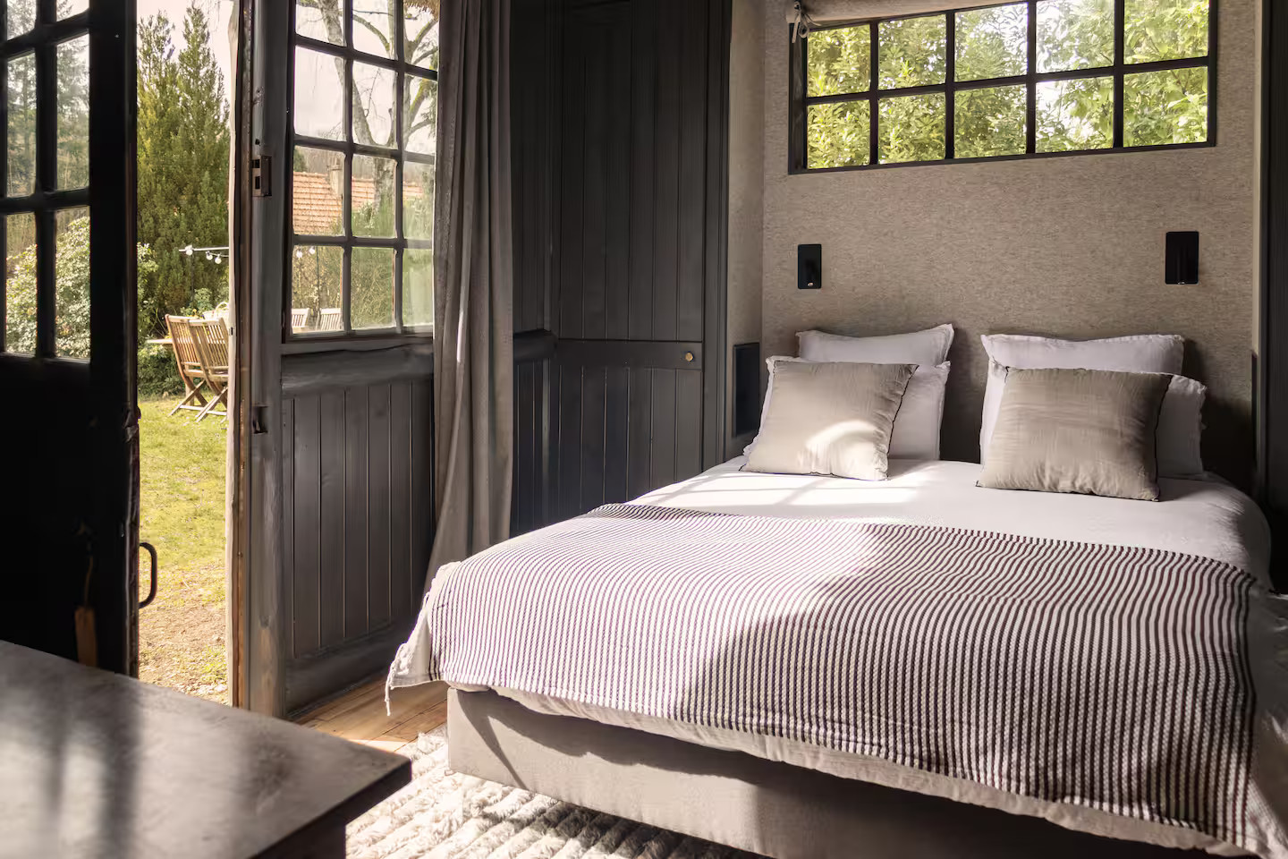 chambre petite maison en bois Neska Lodge vallée de Chevreuse