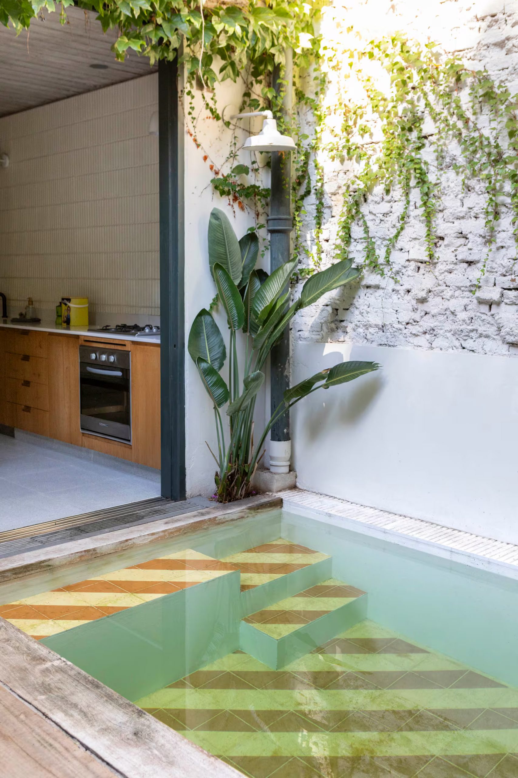 maison de ville avec piscine conçue par une architecte maison de ville avec piscine conçue par une architecte