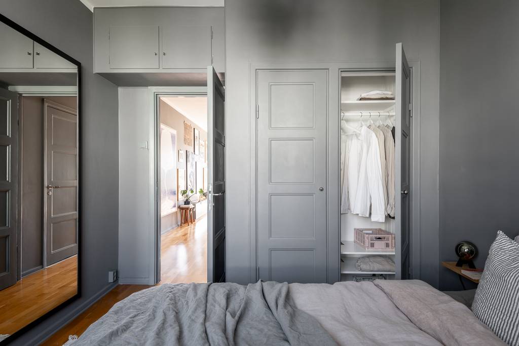 chambre murs gris