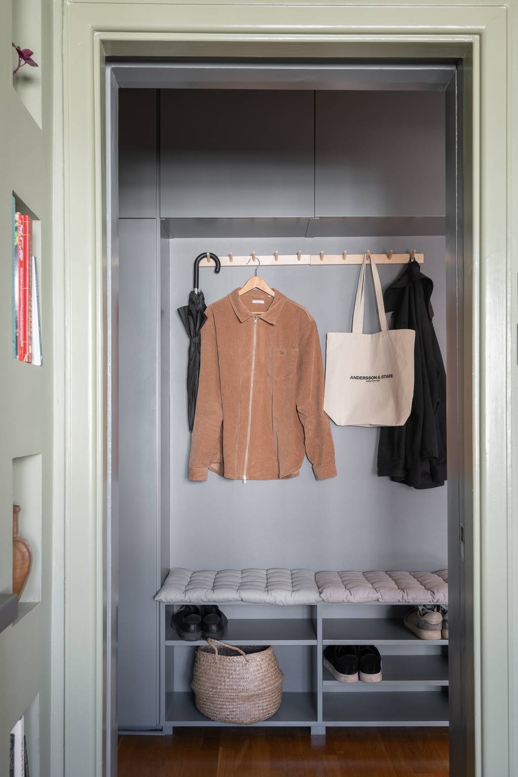 entrée avec meuble banc sur mesure