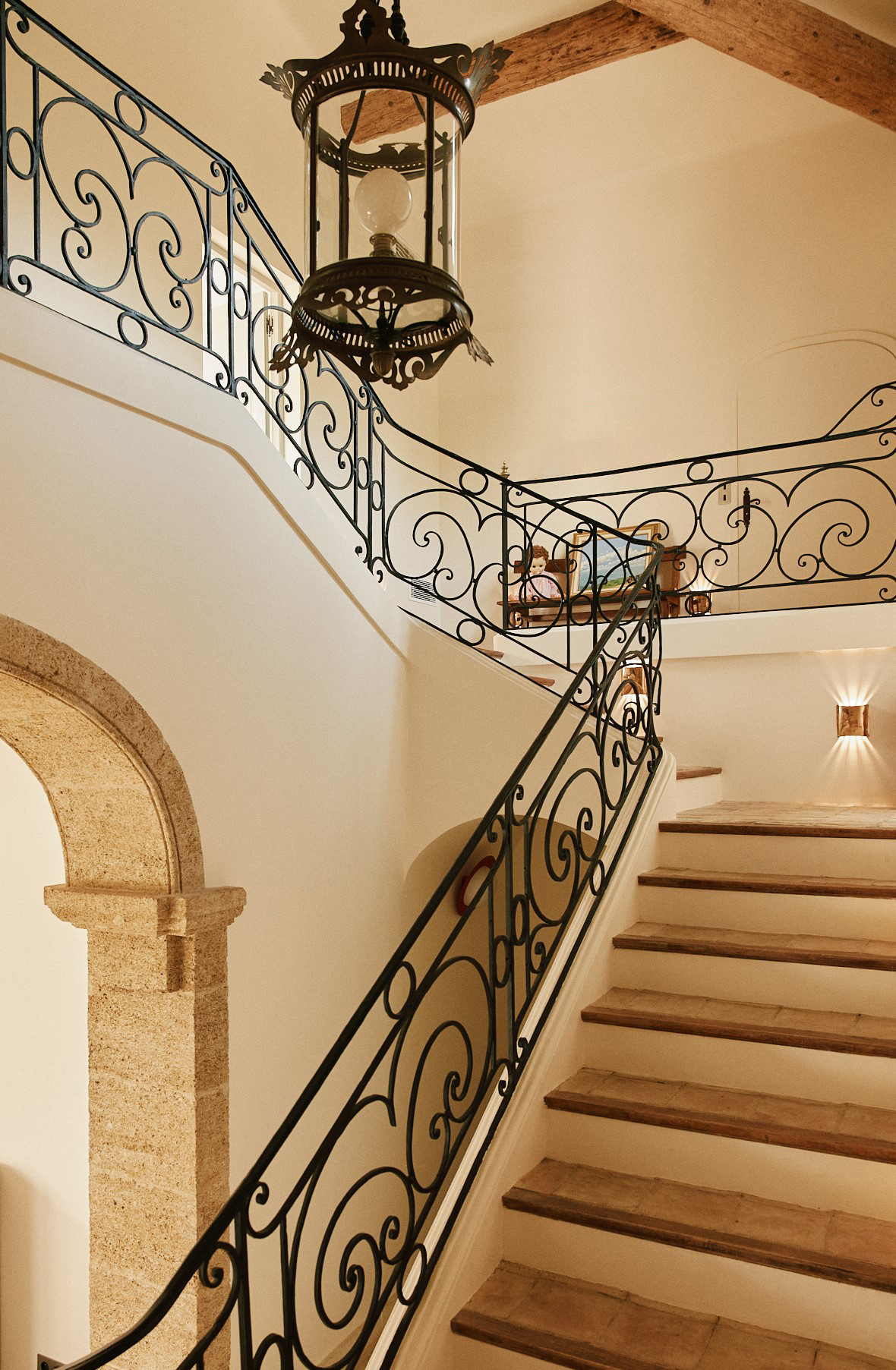 escalier pierre décoration contemporaine méditerranéenne Photo © Clément Gérard