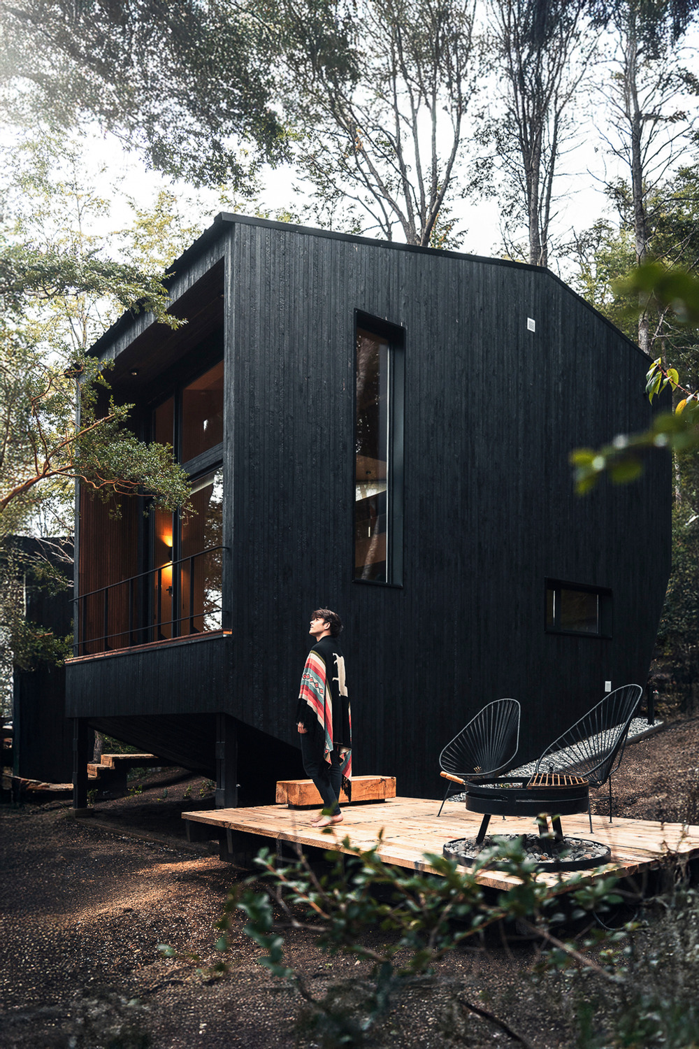 petite maison en bois noir Patagonie