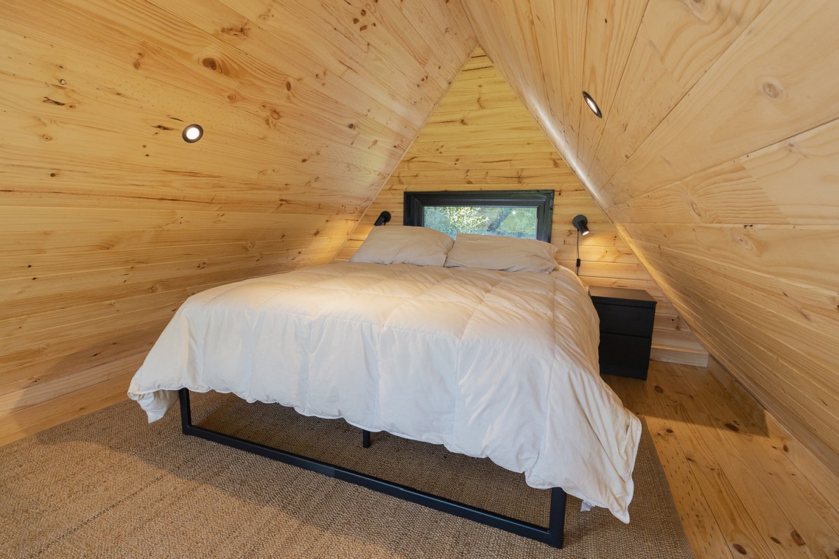 chambre mansardée tiny house cabane Auro