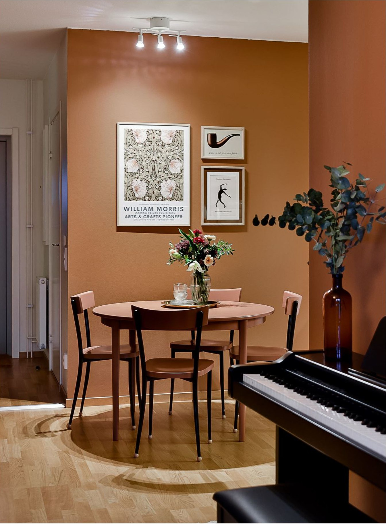 salle à manger deux-pièces 40m2 décoration caramel